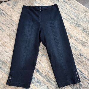 Black Cropped Pants with Button Detail